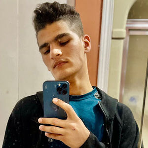 Meet your Posher, Hussein